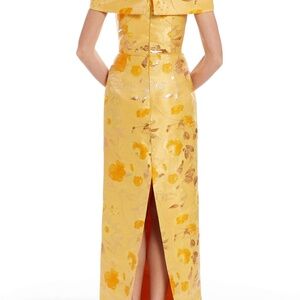 Markarian Gold Column Brocade Gown